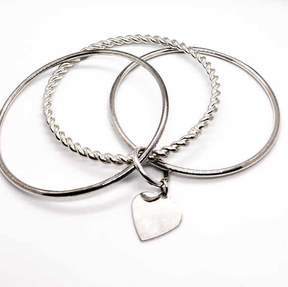 Jewelry - 💝10/$25💝 Beautiful 3-in-1 silver fashion brace